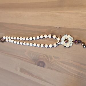 Floral Pendant Necklace